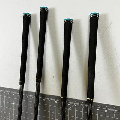 Cobra Super Lite Golfing Irons (4) 