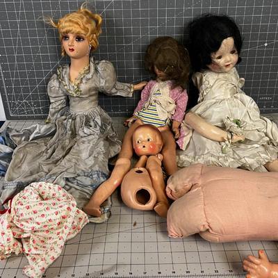 Lot of Antique Dolls 