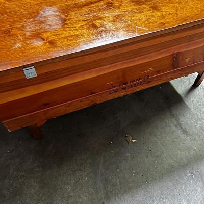 LANE - Mid Century Modern Cedar Chest 
