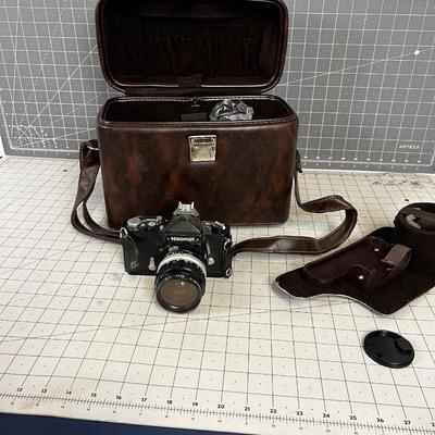 NIKON NIKOMAT Camera with Case 