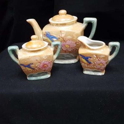 Lusterware Child's Tea Set