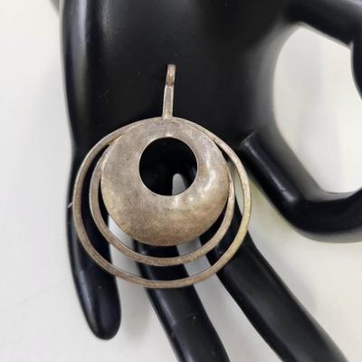 .925 STERLING SILVER CIRCULAR LAYER PENDANT