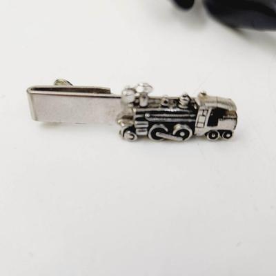 VINTAGE SWANK TRAIN TIE CLIP