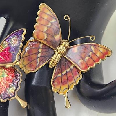BEAUTIFUL GOLD TONED BUTTERFLY PINS