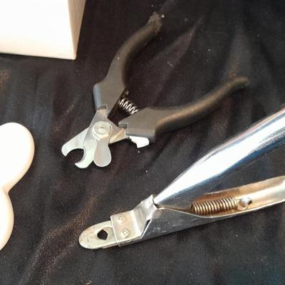 Oster pet Groomer clipper kit and other pet supplies