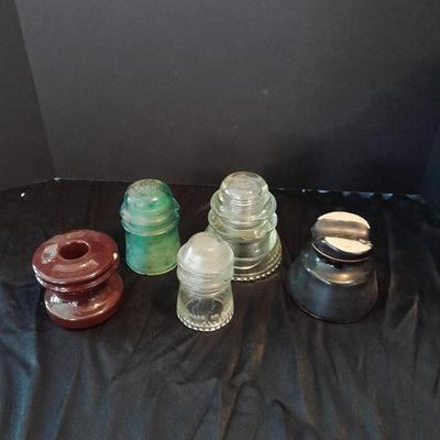 Antique glass Insulators, Different colors, Clay, Hemingray
