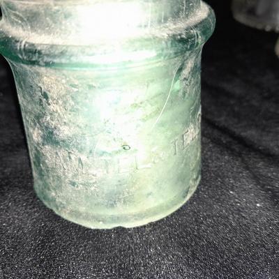Antique glass Insulators, Different colors, Clay, Hemingray