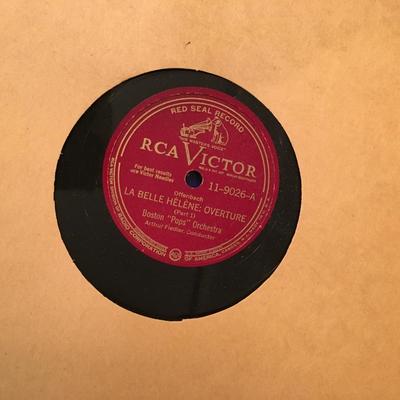 Gramophone records. 78s