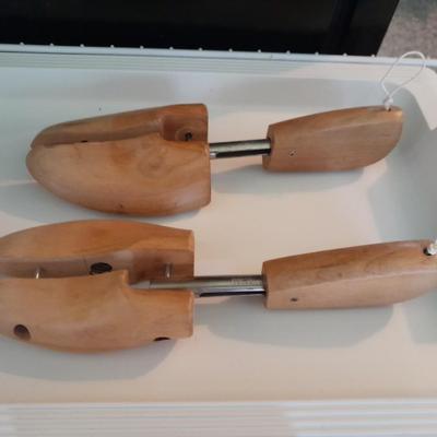 Closet organizing Rack Shelving and shoe holder with wooden shoe stretchers