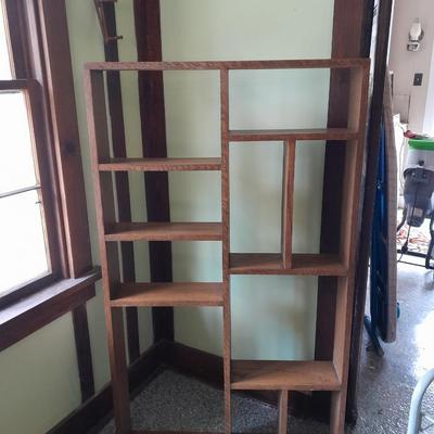 Beautiful Oak shelving unit, freestanding or wall mount!