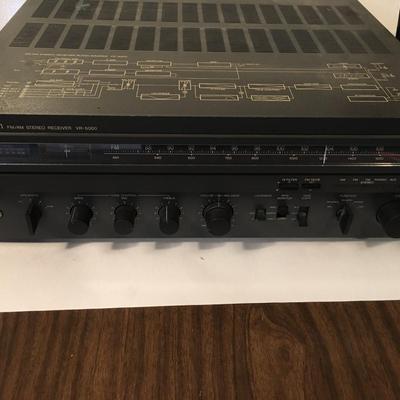 Vector Research FM/AM Stereo Receiver VT 5000