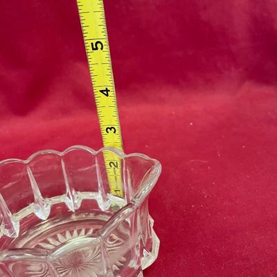 Oval trinket dish