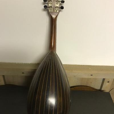 MANDOLIN