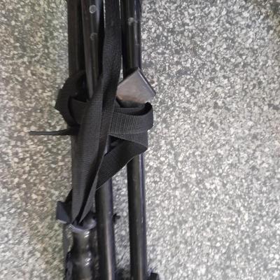 Automobile trunk mount portable Bike carrier rack