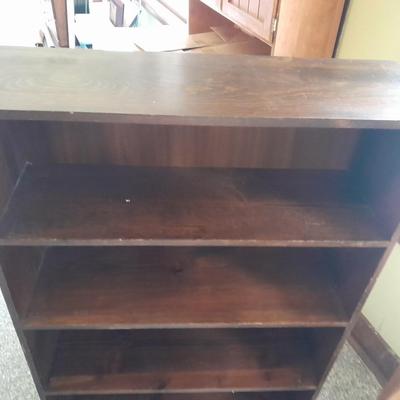 Nice sturdy wood bookshelf