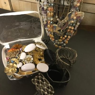 ESTATE JEWELRY