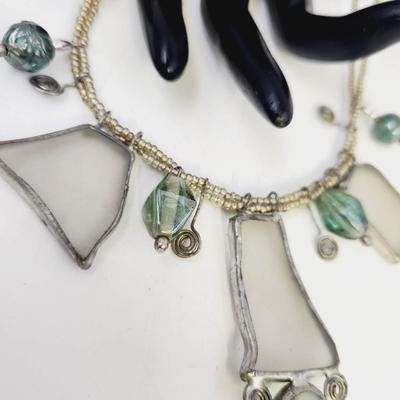 STUNNING STAINED GLASS HANDCRAFTED SEED BEAD NECKLACE