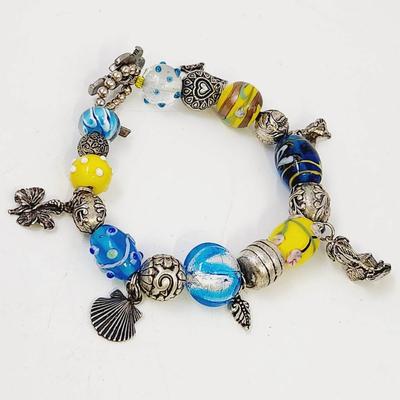 BEAUTIFUL ARTIST CRAFTED GLASS BEAD & SILVER TONED CHARM BRACELET/ ANKLET