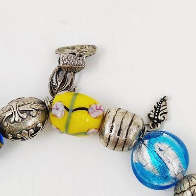 BEAUTIFUL ARTIST CRAFTED GLASS BEAD & SILVER TONED CHARM BRACELET/ ANKLET