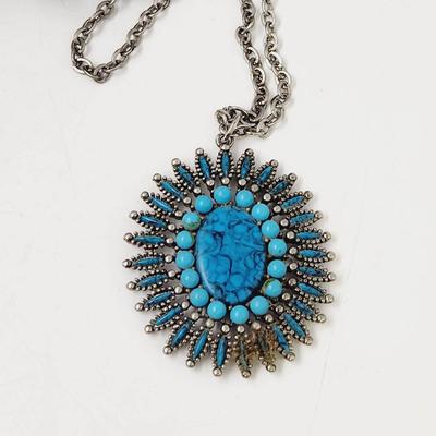 BEAUTIFUL SILVERTONED & TURQUOISE CHAIN NECKLACE