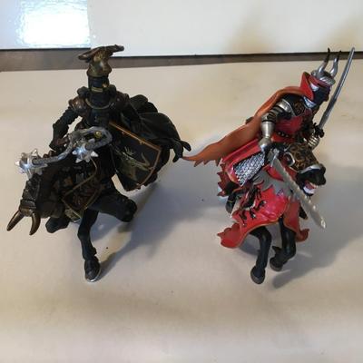 Papo black and red knights  on horses