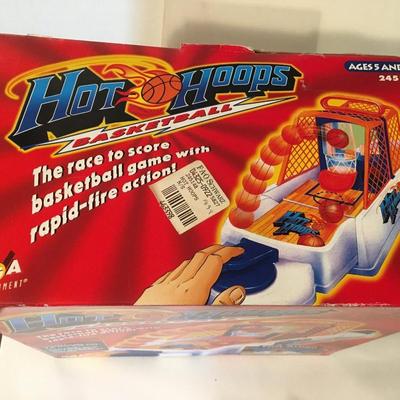 Hot Hoops basketball game