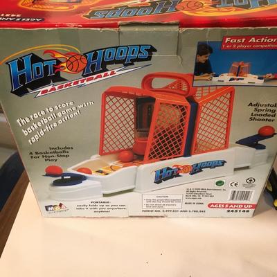 Hot Hoops basketball game