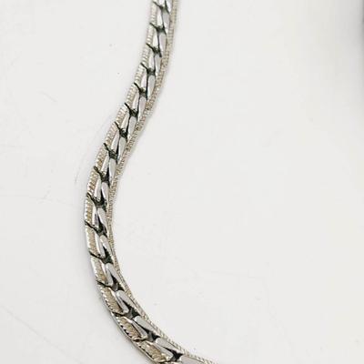 VINTAGE SARAH COVENTRY SILVER TONED CHAIN