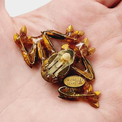 VINTAGE CRYSTAL MICHELLE JOHNSON EARRING