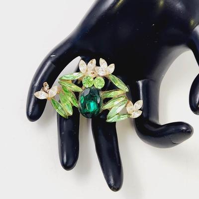 VINTAGE CRYSTAL MICHELLE JOHNSON EARRING