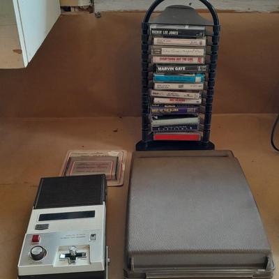 Vintage working CRAIG Portable Cassette Player 2603 JAPAN with tapes and protective case