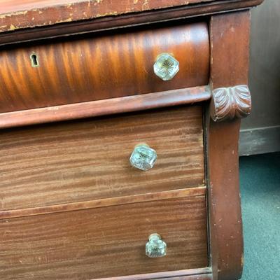 Lot 104 | Mahogany Dresser