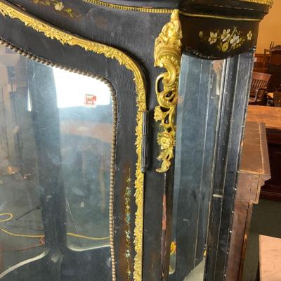 Lot 105 | Intricate Convex Glass Cabinet