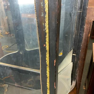 Lot 105 | Intricate Convex Glass Cabinet