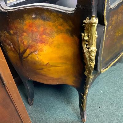 Lot 105 | Intricate Convex Glass Cabinet