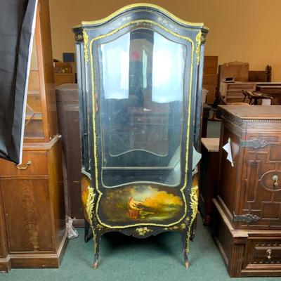 Lot 105 | Intricate Convex Glass Cabinet