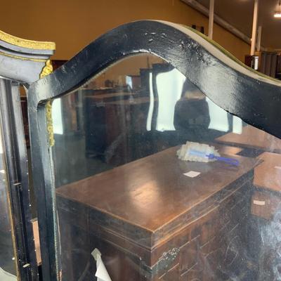 Lot 105 | Intricate Convex Glass Cabinet