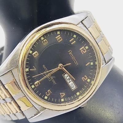 ARMITRON 20/1143D GMOO3 SILVER TONE W/ GOLD TONED TRIMMED MENS WATCH