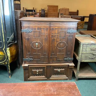 Lot 106 | Electrola Radio Cabinet