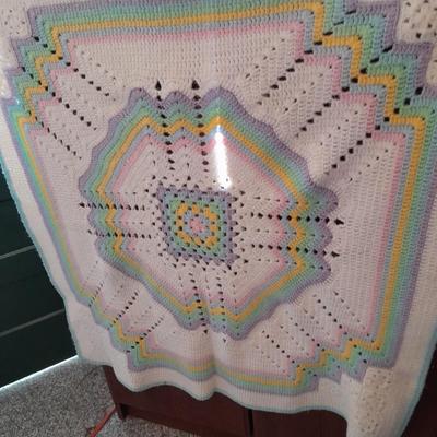 Baby blankets Afghans and fleece