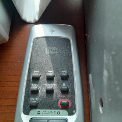 jWIN JX-CD3400 WORKING Stereo system remote 3 disk cd/cassette/tuner/ turntable