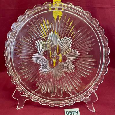Indiana glass 11â€ flower sunburst cake platr