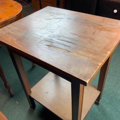 Lot 114 | Small Square Accent Table