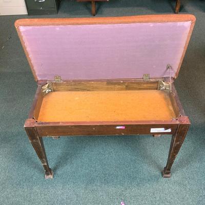 Lot 115 | Antique Needlepoint Piano Bench