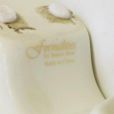 PORCELAIN DECORATIVE OLD FASHIONED LADIES SHOES