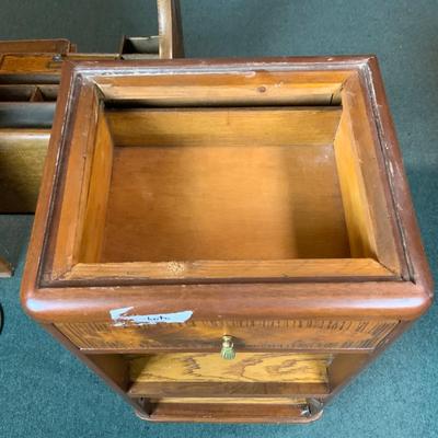 Lot 118 | Art Deco Nightstand
