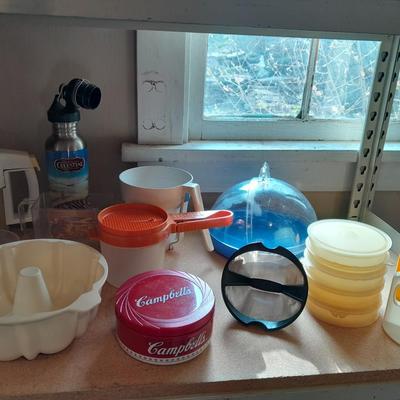 Kitchen Plasticware Food storage, Tupperware, and stainless water Bottle