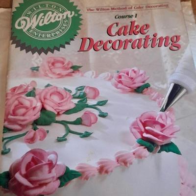 Cake pans, tower cake, Wilton Cake decorating Pampered Chef Decorator bottle set and more