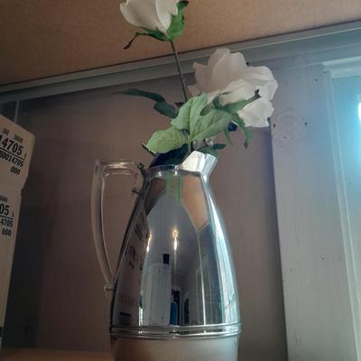 Assortment of fun, vintage Kitchen items