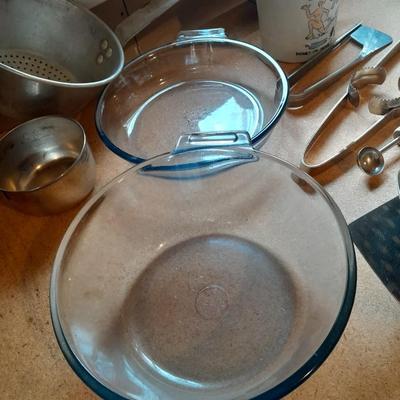 Assortment of fun, vintage Kitchen items